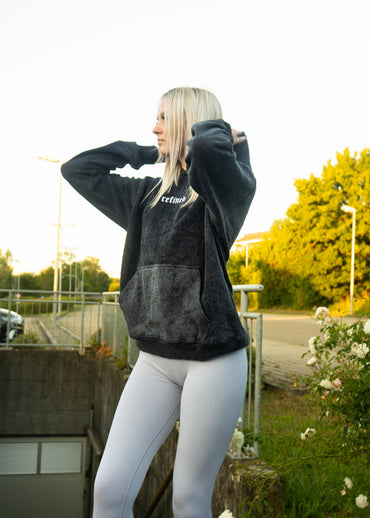 „Cars Don’t Break Hearts“ Edition Hoodie