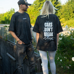 „Cars Don’t Break Hearts“ Edition T-Shirt